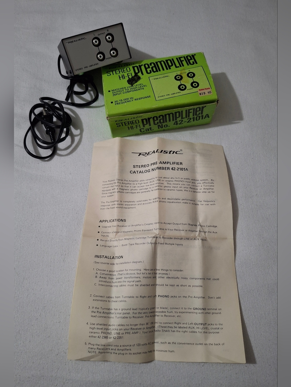 Vintage Radio Shack Realistic Stereo Hi-Fi Preamplifier 42-2101A W/ Box Manual